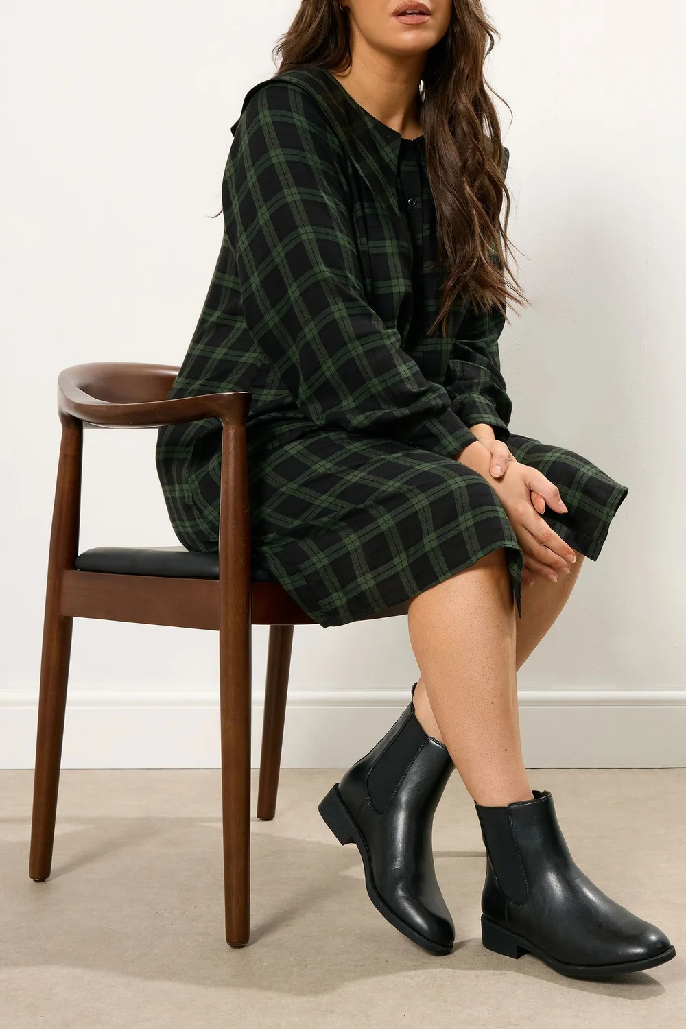 Yours Black Faux Leather Chelsea Ankle Boots In Wide E Fit & Extra Wide EEE Fit - 8 Extra Wide Image 2