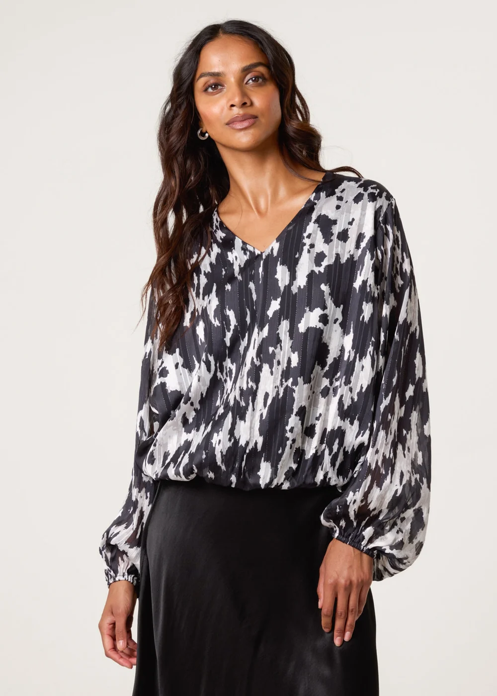 Blue Vanilla Black Metallic V Neck Bubble Hem Blouse - Medium Image 1