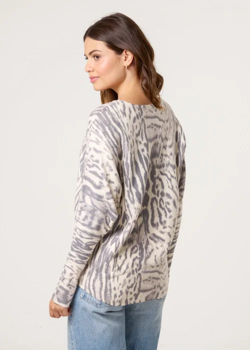 Blue Vanilla Stone Leopard Print Jumper - Medium/Large Image 4
