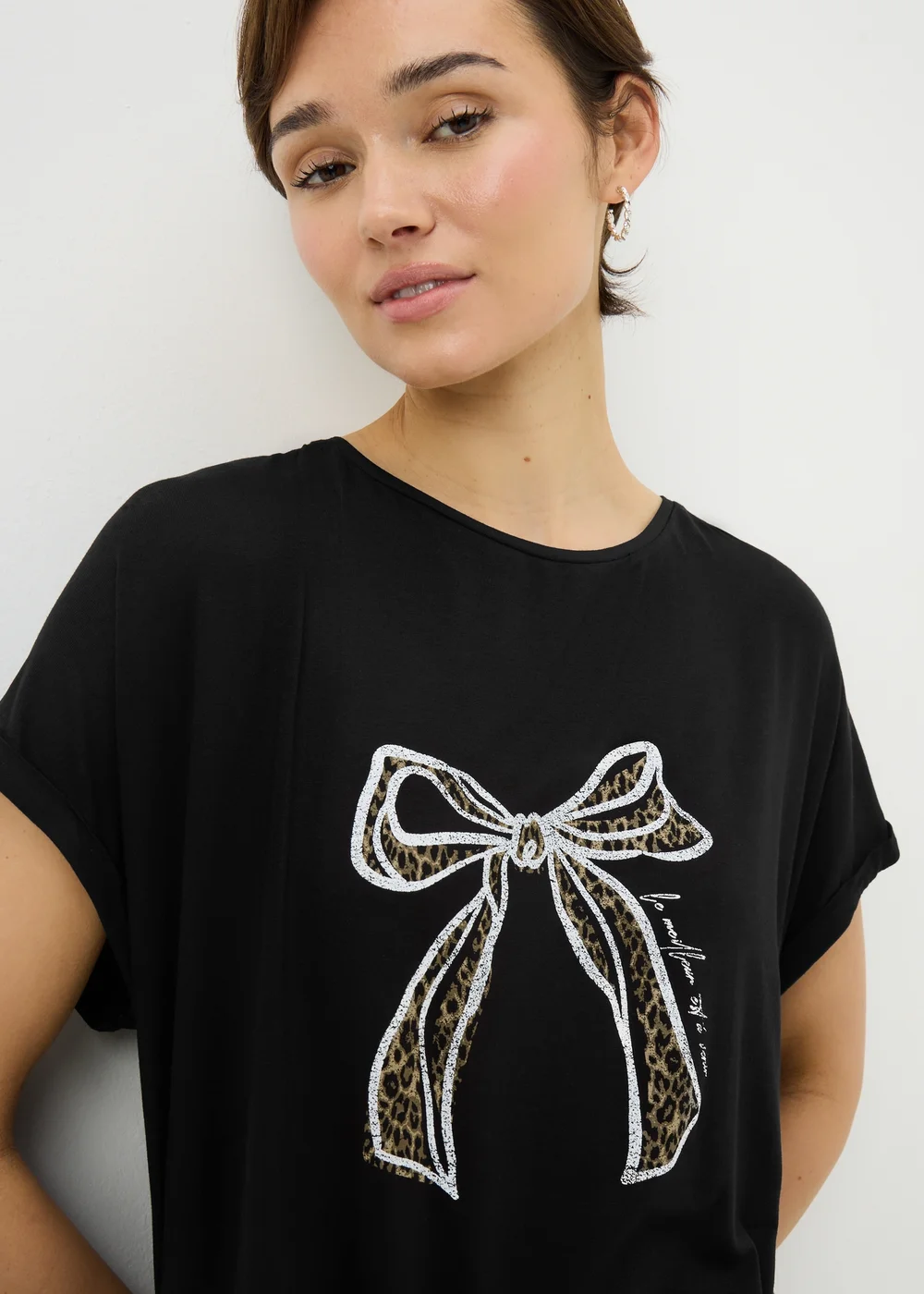 Black Bow Longline T-Shirt - Small Image 2