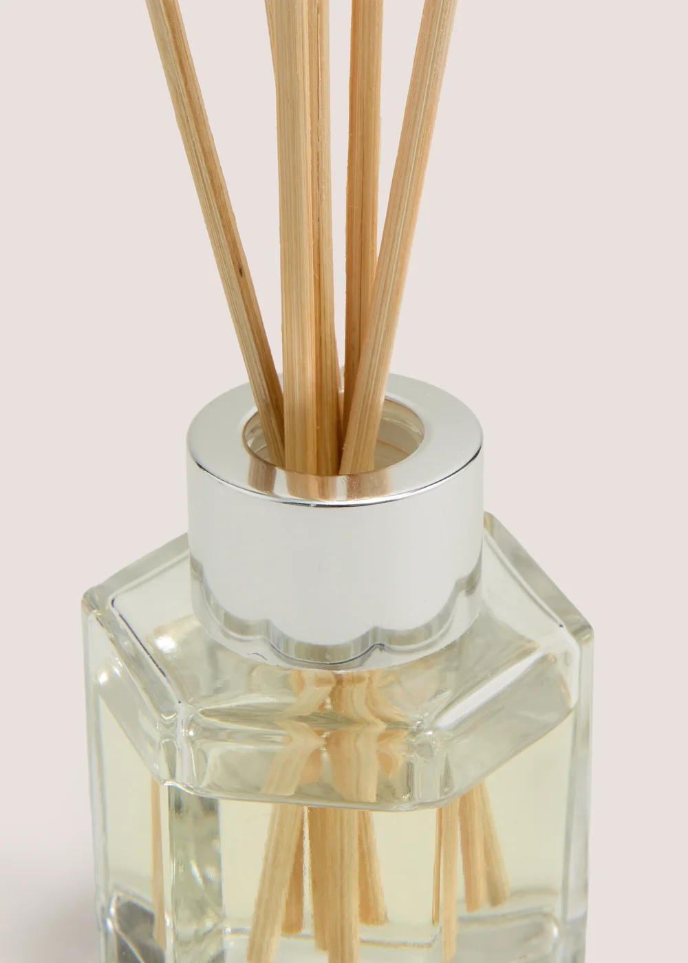 Linen Stripe Diffuser Image 2