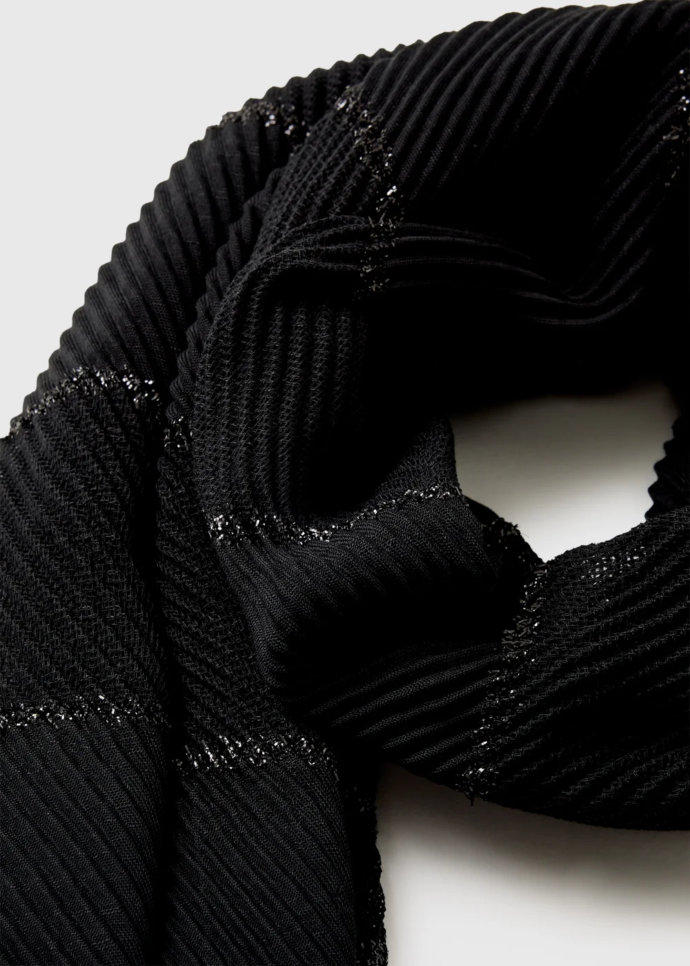 Black Crinkle Detail Scarf - One Size Image 2