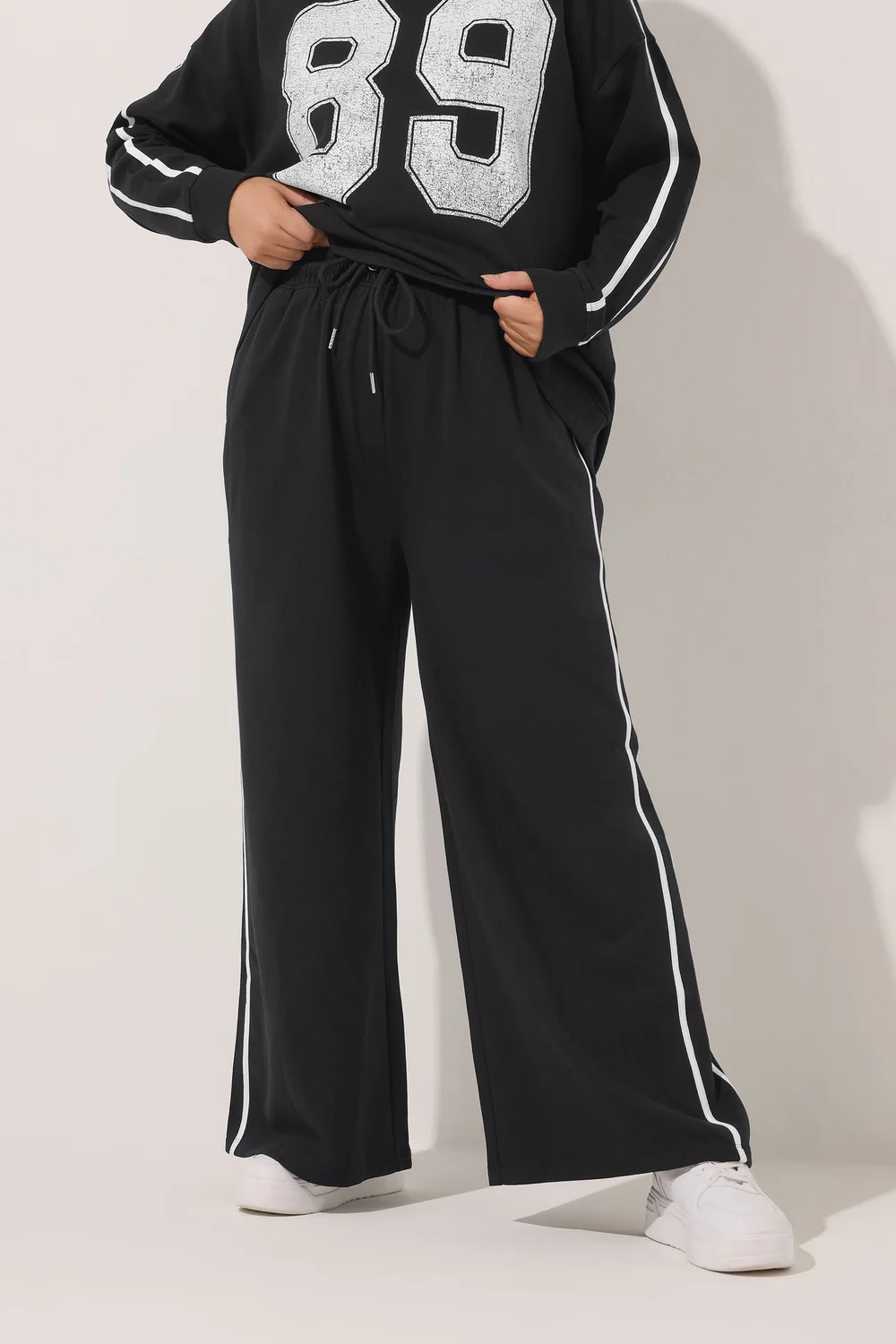 Yours Curve Black Wide Leg Side Stripe Joggers - 26-28 Image 2