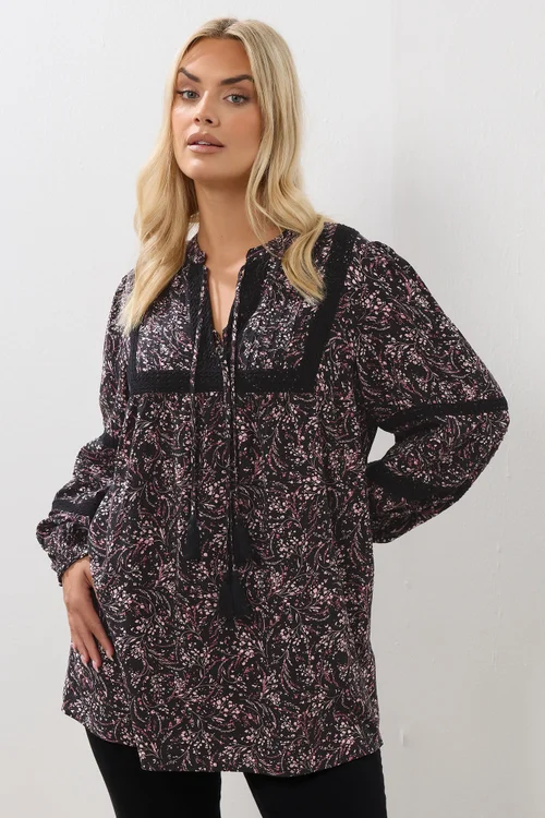 Yours Curve Pink Floral Crochet Trim Blouse - Size 26-28 Clothing Image 3