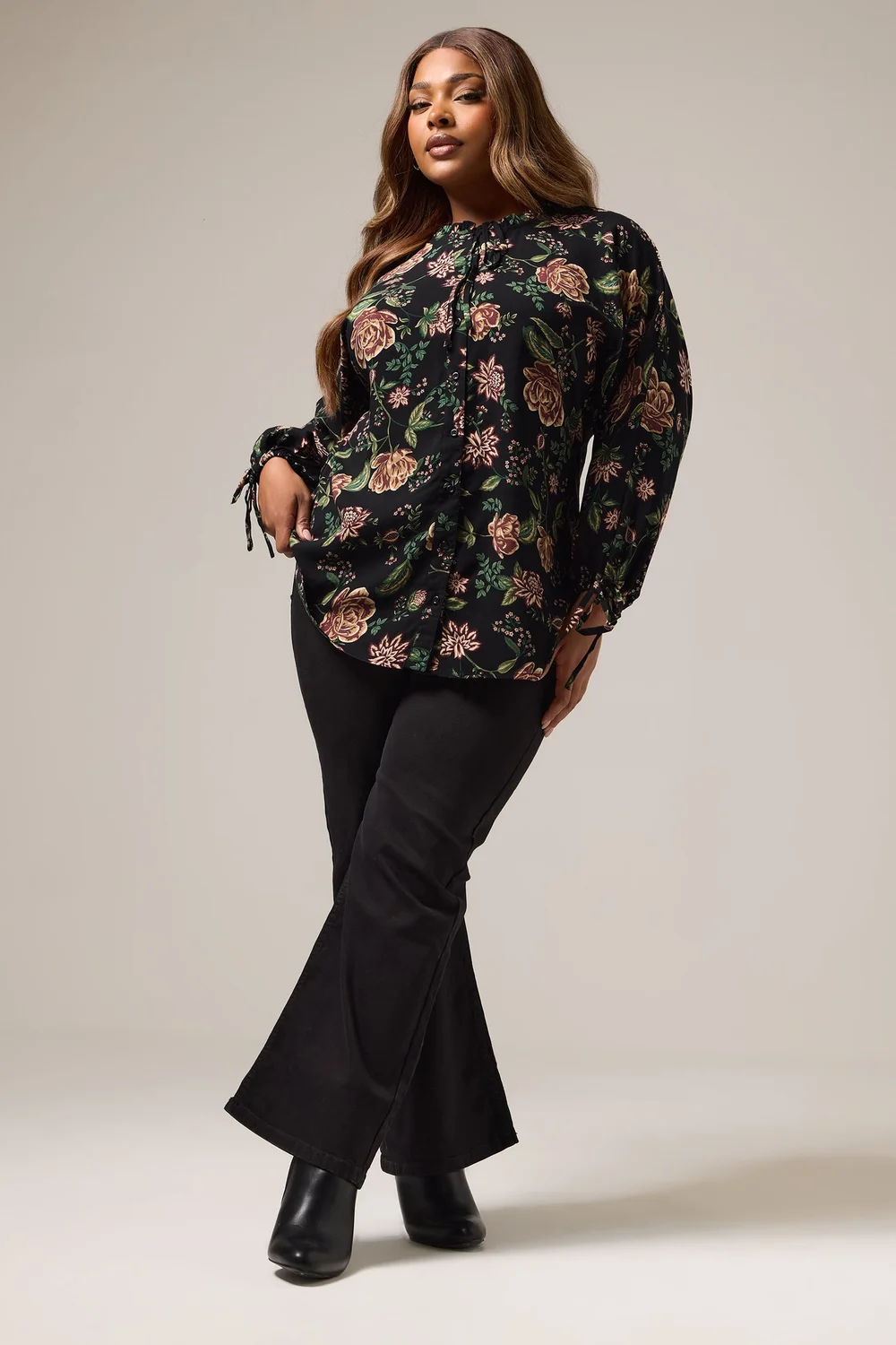 Yours Curve Black Floral Tie Neck Blouse - Size 16 Clothing Image 2