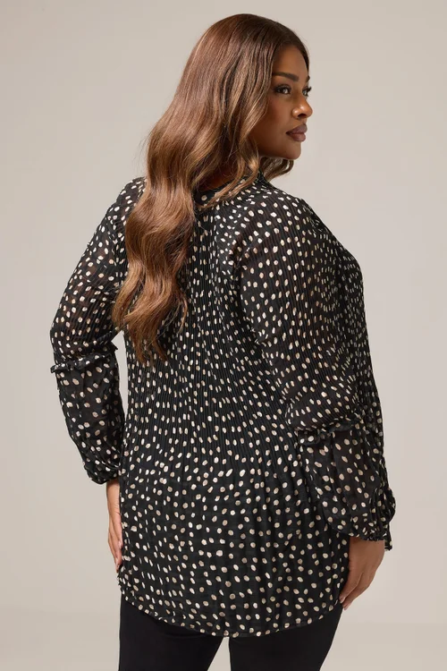 Yours Curve Black Spot Print Pleated Blouse - Size 14 Clothing Image 4