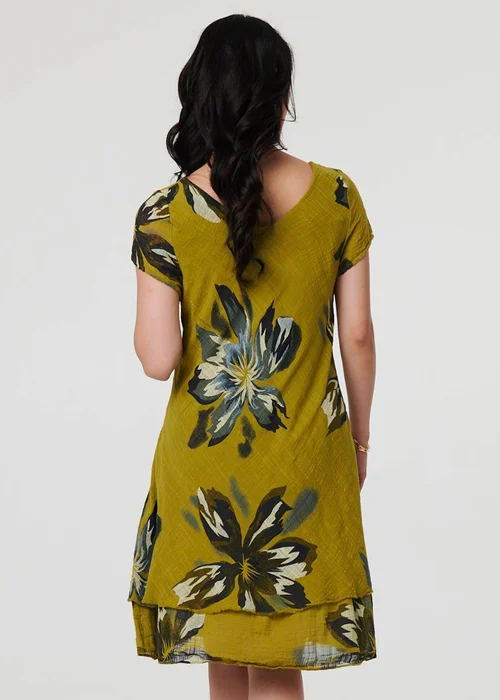 Izabel London Green Floral Short Sleeve Knee Length Dress - Size 8 Image 2