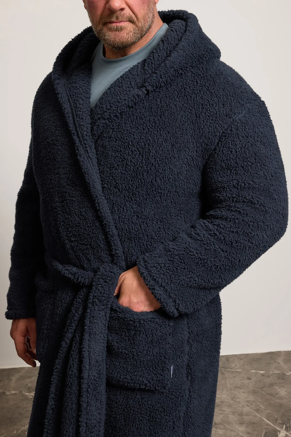 BadRhino Navy Blue Borg Dressing Gown - Extra Large Image 4