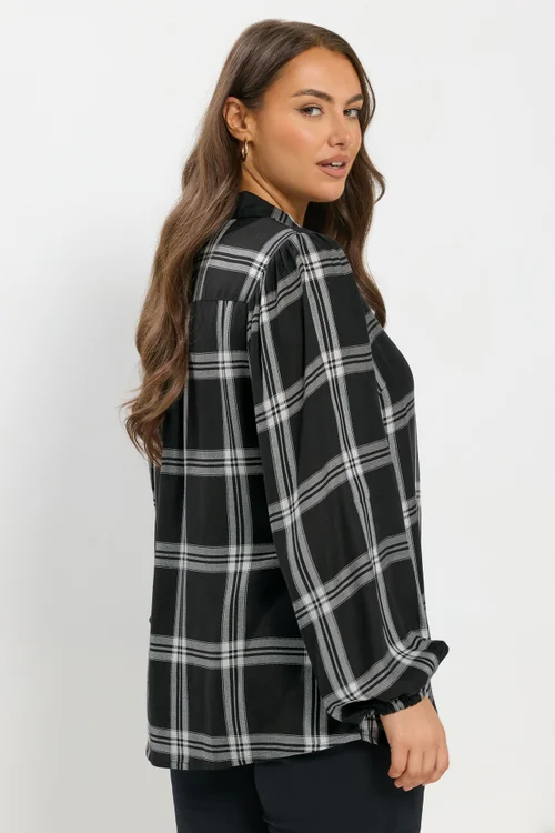Yours Black Check Balloon Sleeve Blouse - Size 18 Clothing Image 3