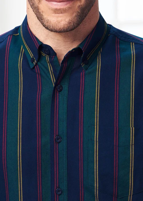 Cotton Traders Twilight Iconic Short Sleeve Patterned Oxford Shirt - Medium Image 4