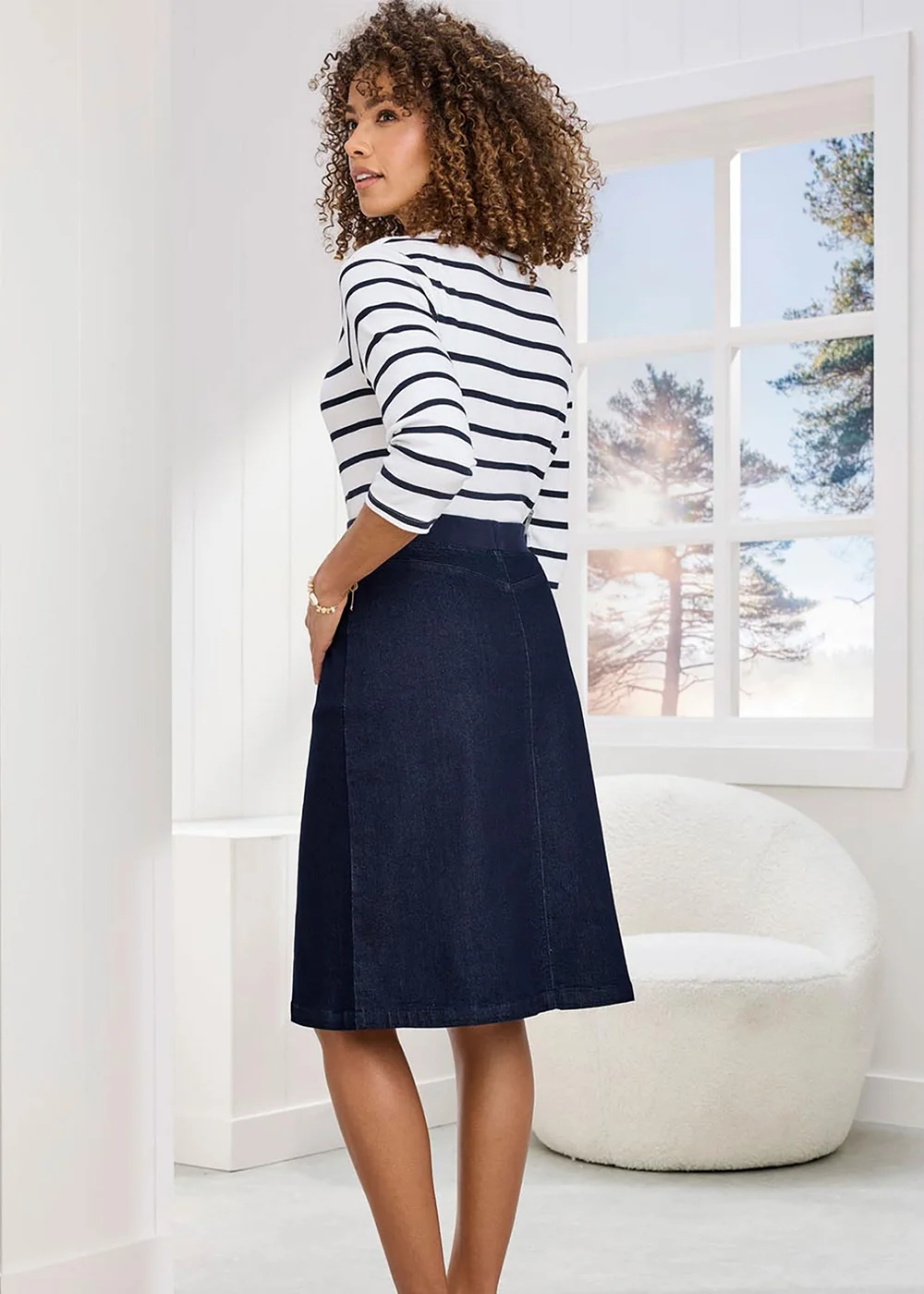 Cotton Traders Dark Denim Premium Pull-On Knee Length Skirt - Size 20 Clothing Image 2