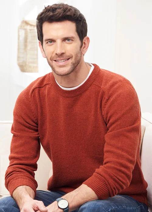 Cotton Traders Ginger Lambswool Rich Crew Neck Jumper - Large Image 3