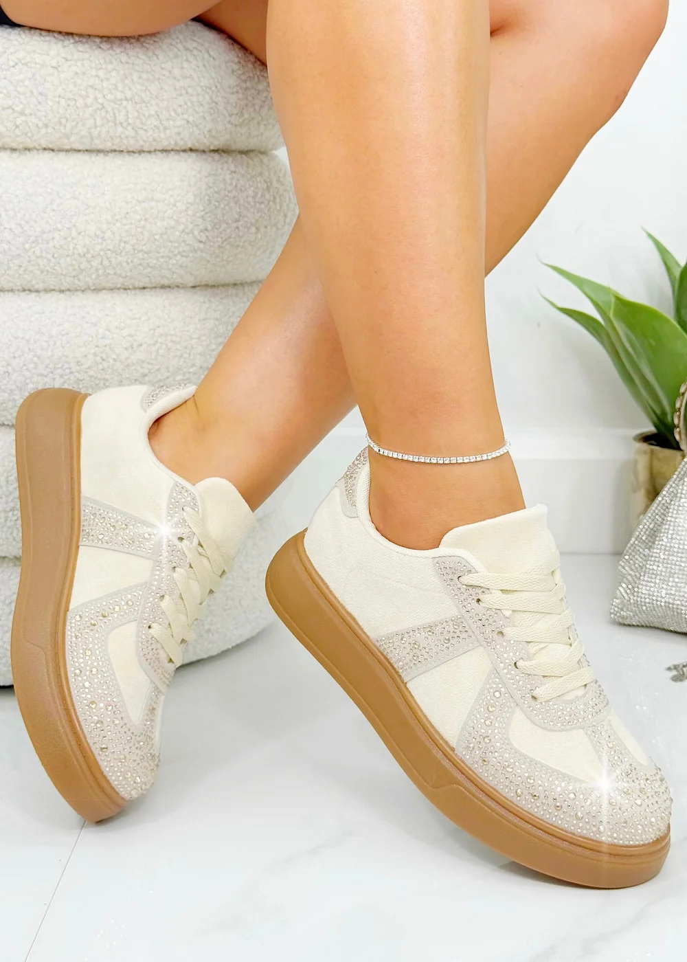 Love Lemonade Nude Crystal Sprinkle Dash Trainers - Size 4 Image 1