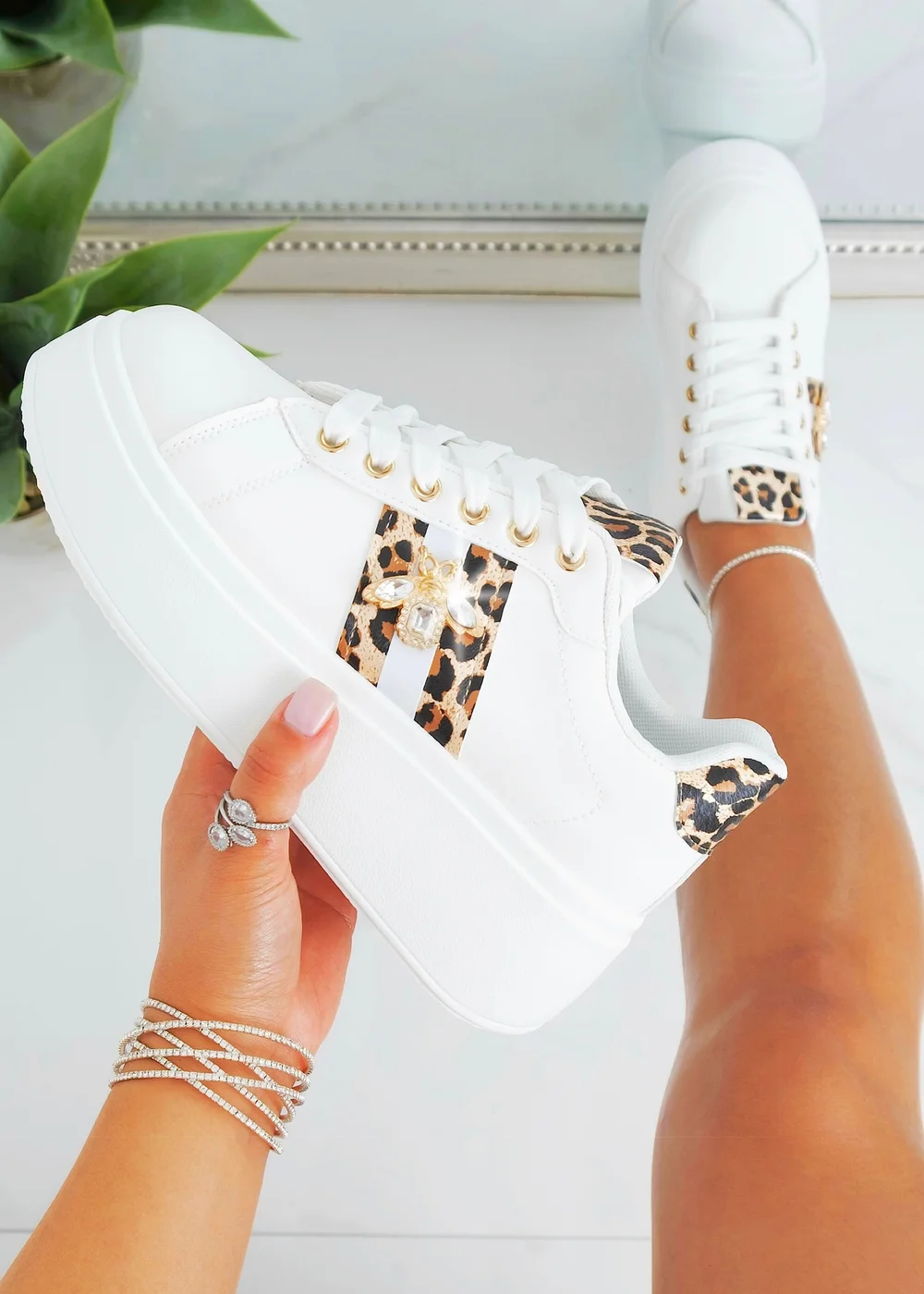 Love Lemonade Leopard Crystal Deluxe Queen Bee Chunky Trainers - Size 4 Image 1
