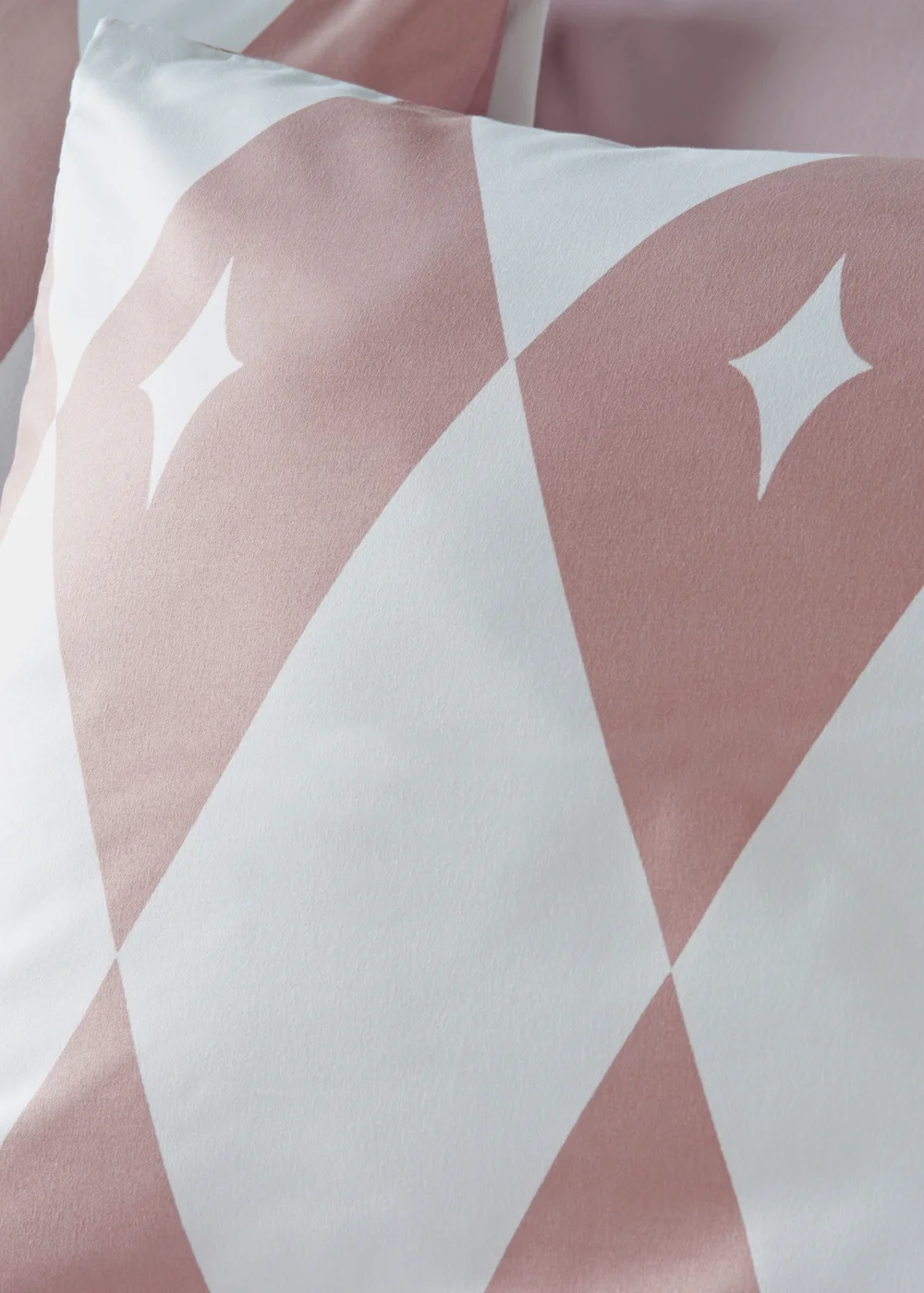 Pink Harlequin Print Microfibre Duvet Set - Single Image 2