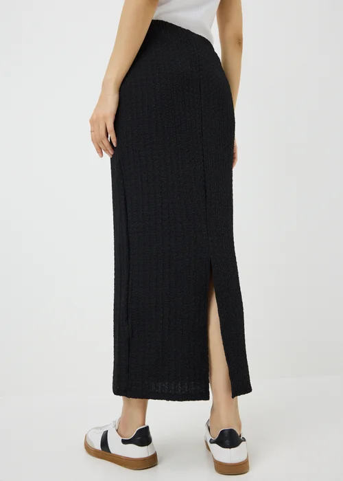 Black Textured Midaxi Skirt - 22 Image 2