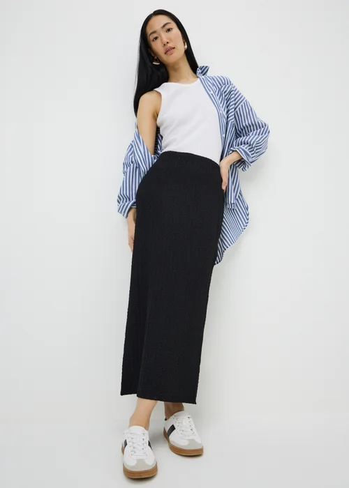 Black Textured Midaxi Skirt - 22 Image 1