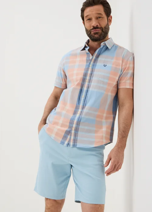 Lincoln Light Blue Belted Chino Shorts - 32 Image 1