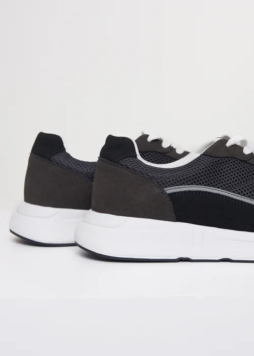 Threadbare Grey Retro Lace Up Trainers - Size 8 Image 4