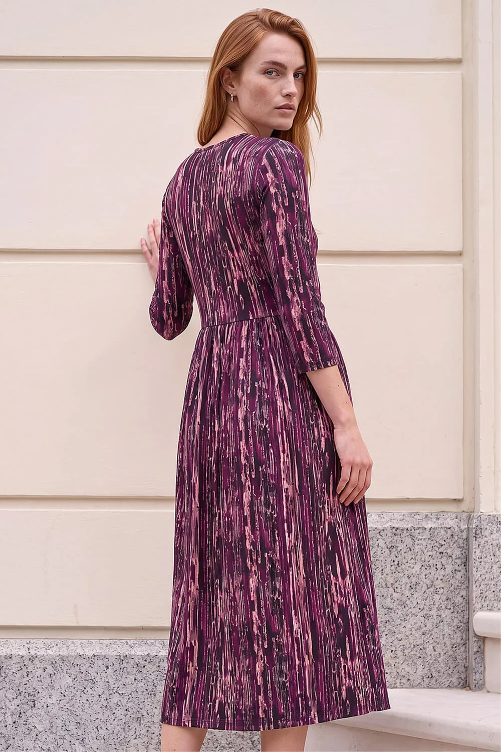 Roman Plum Abstract Print Stretch Midi Dress - 16 Image 3