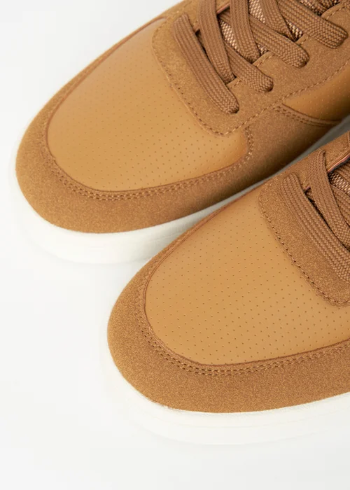 Crosshatch Tan Avelino Trainers - Size 8 Image 3