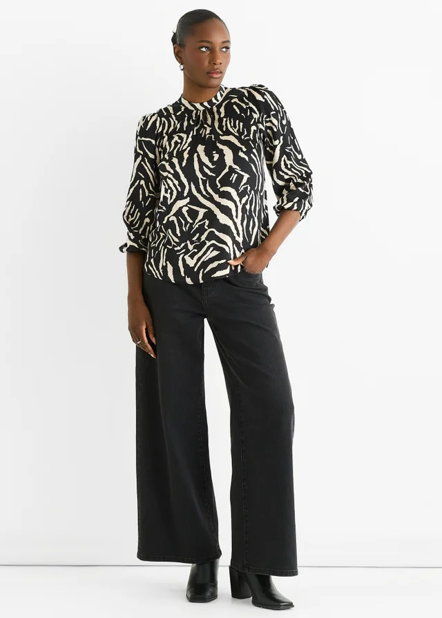 Gini London Black Animal High Neck Satin Blouse