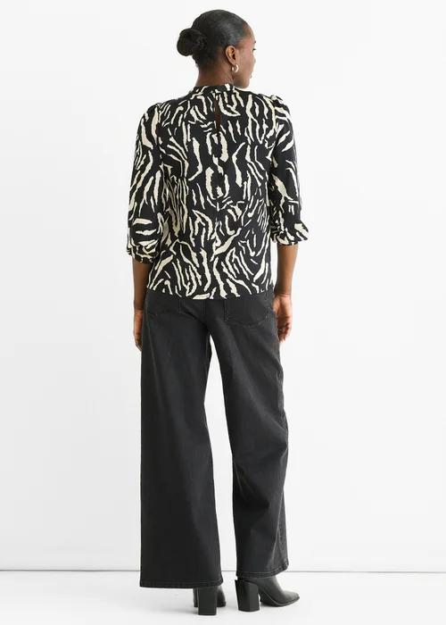 Gini London Black Animal High Neck Satin Blouse - 12 Image 2