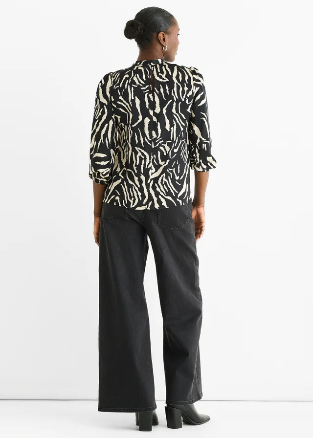 Gini London Black Animal High Neck Satin Blouse