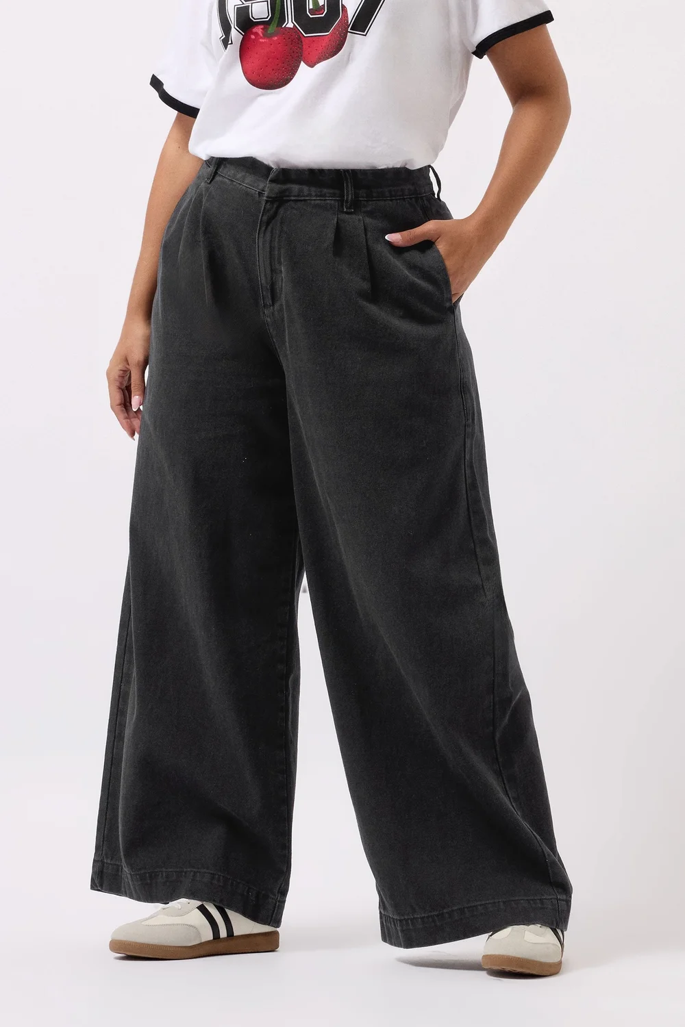 Yours Black Pleated Wide Leg Jeans - 14 Image 2