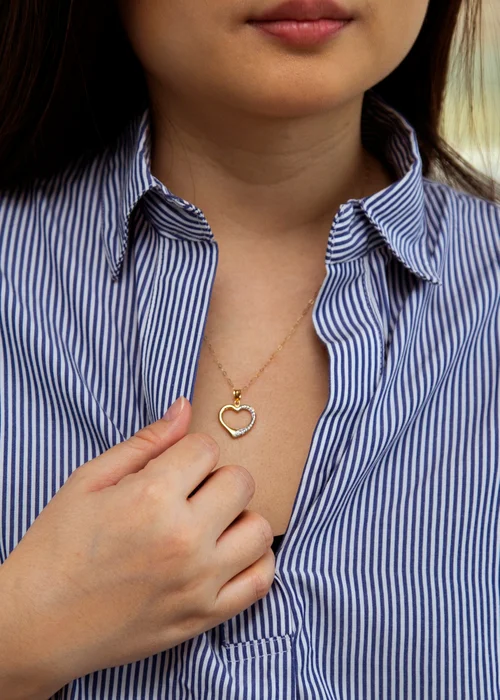 Golden Moments Golden Moments 9ct 2-Colour Gold Patterned-Heart Trace Chain Necklace 18 inch - 18 - inch Image 3