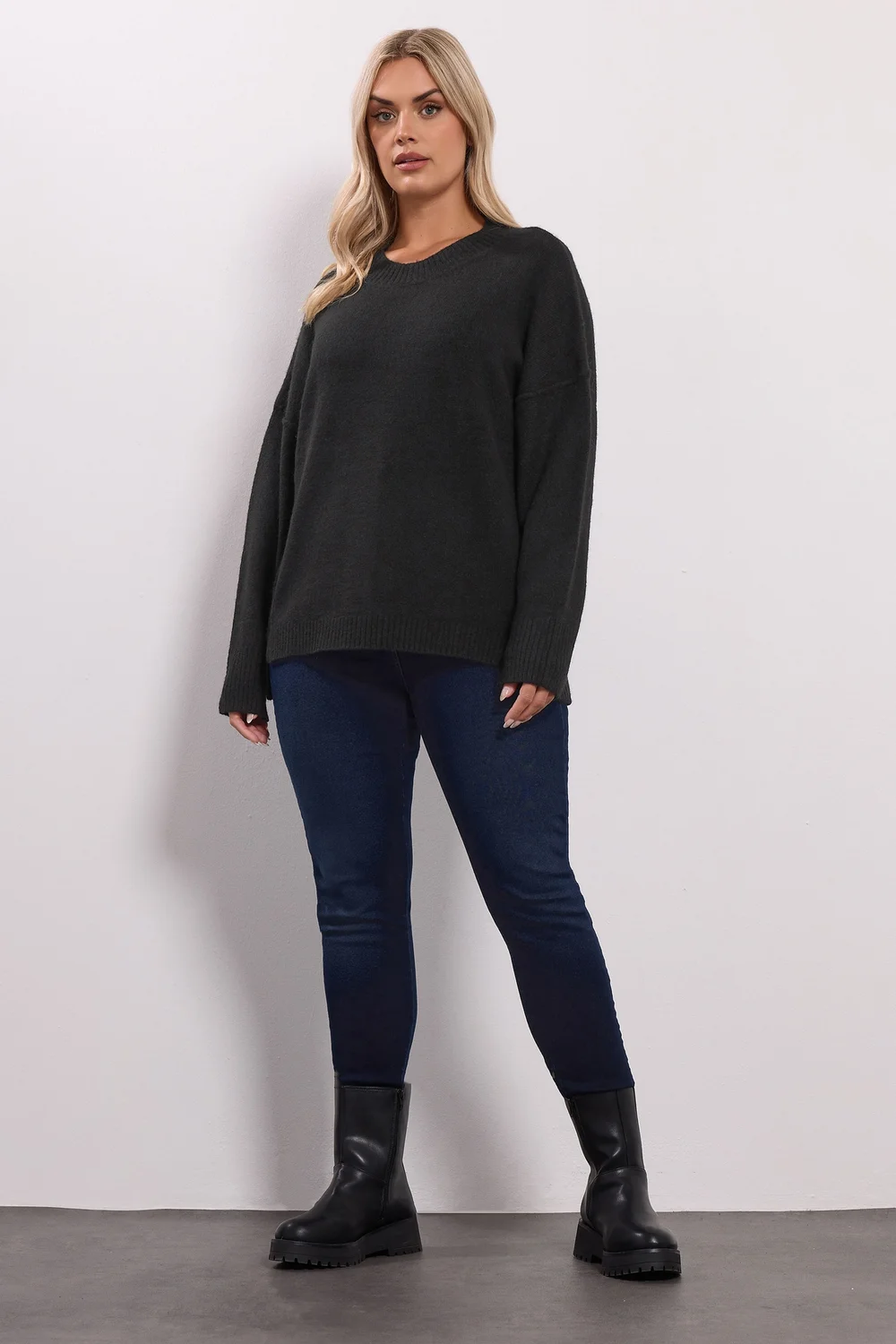 Yours Black Drop Shoulder Seam Detail Jumper - Size 22-24 Image 2