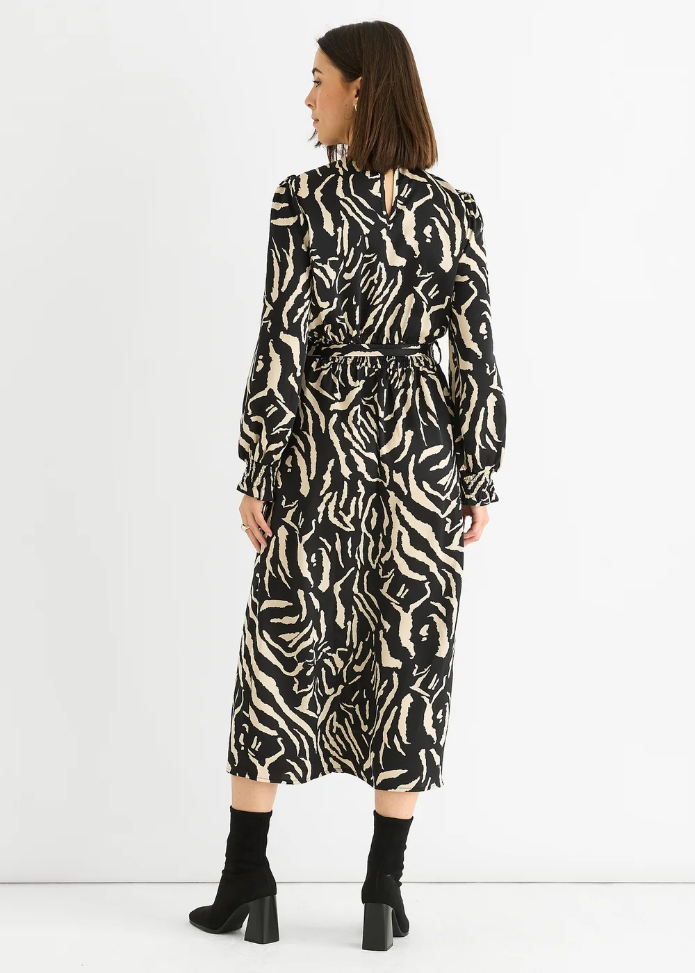 Gini London Black Animal High Neck Satin Midi Dress - 8 Image 2