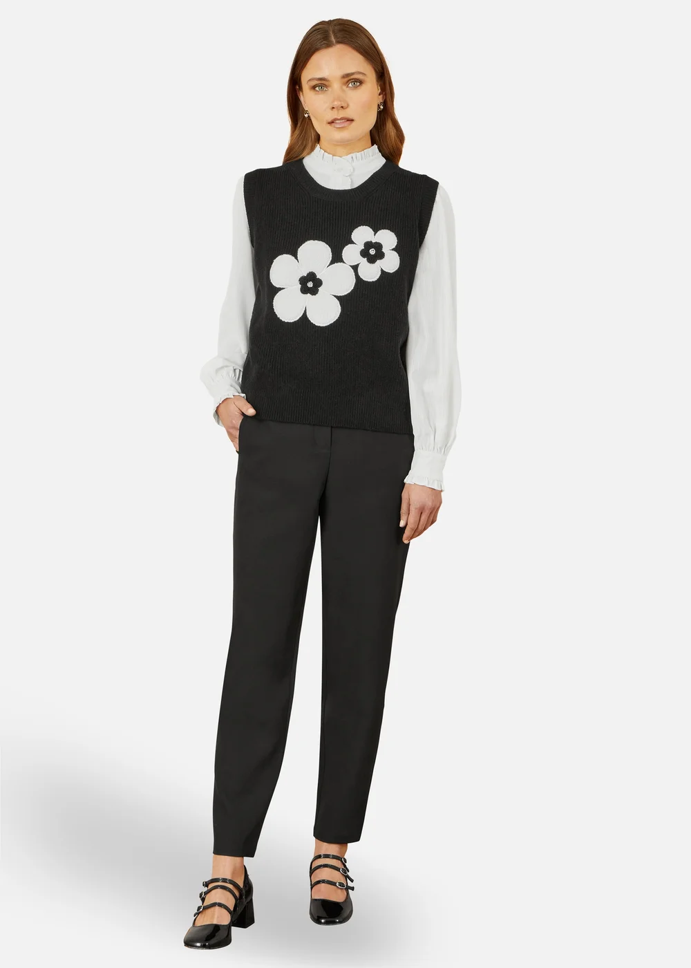 Yumi Black Flower Knitted Sleeveless Jumper Vest - Small Image 1