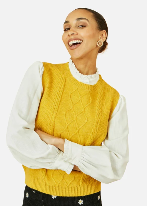 Yumi Mustard Cable Knit Sleeveless Jumper - Small Image 3