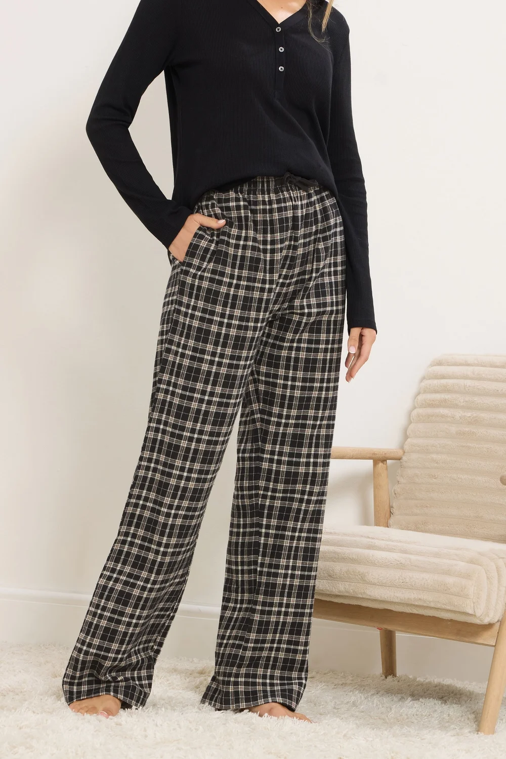Long Tall Sally Black Cotton Check Pyjama Bottoms - Size 22-24 Image 2