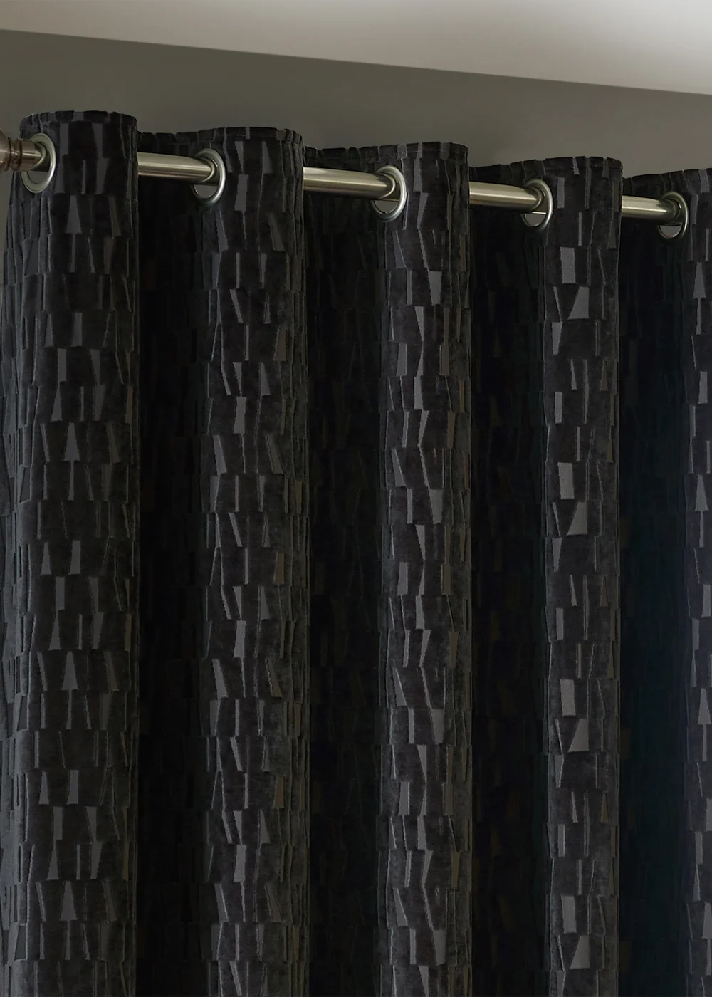 Paoletti Manhattan Velvet Room Darkening Eyelet Curtain Pair Charcoal - 46W X 54D (117x137cm Image 3