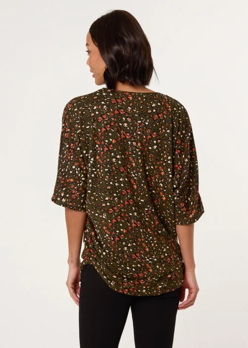 Blue Vanilla Khaki Printed Zip Front Top - S/M Image 4