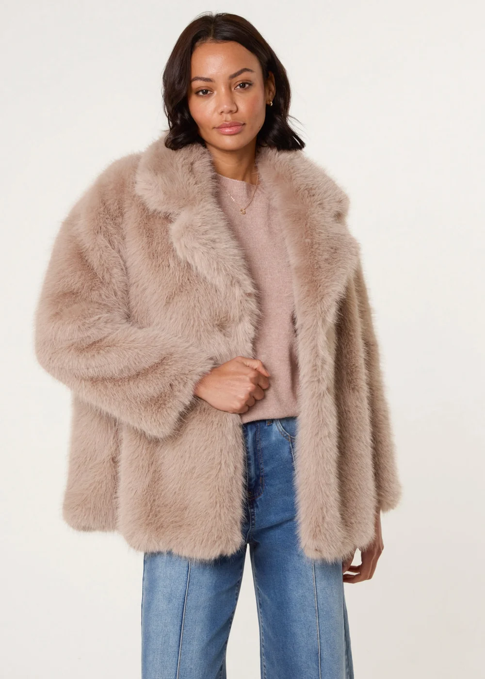 Blue Vanilla Beige Short Faux Fur Coat - 18-20 Image 1