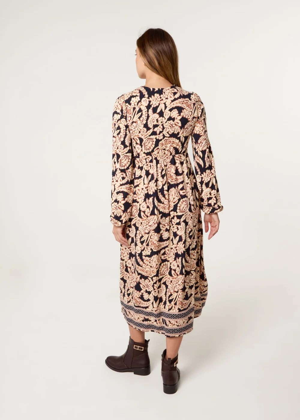 Blue Vanilla Navy V Neck Shirred Border Print Midi Dress - S/M Image 4
