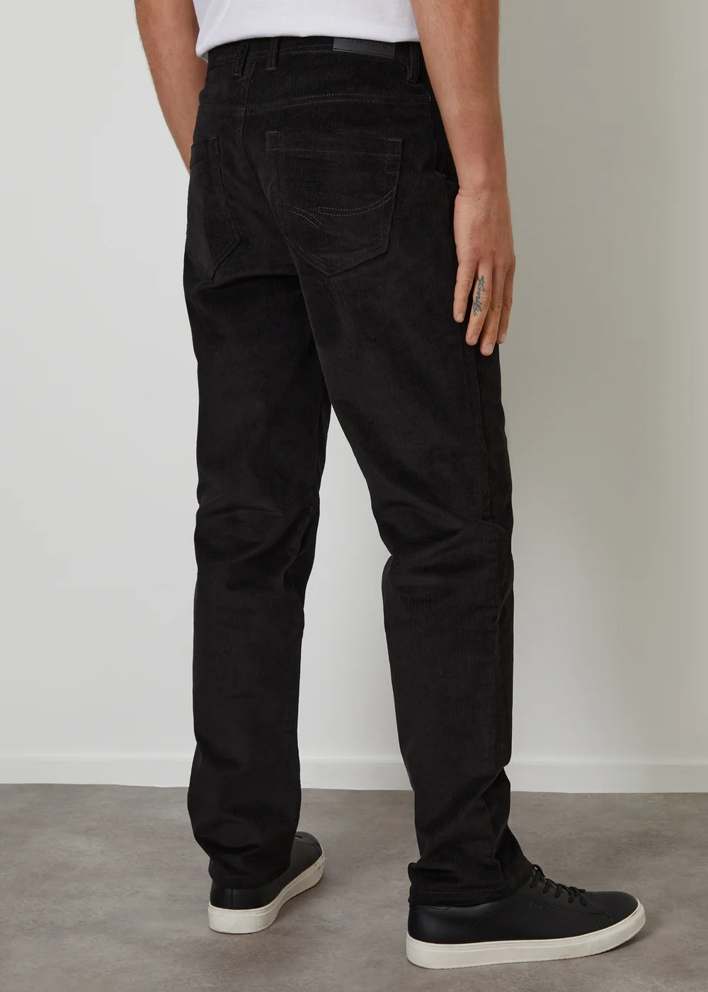 Threadbare Black Straight Leg 5 Pocket Corduroy Trousers With Stretch - 36/L32 Image 2