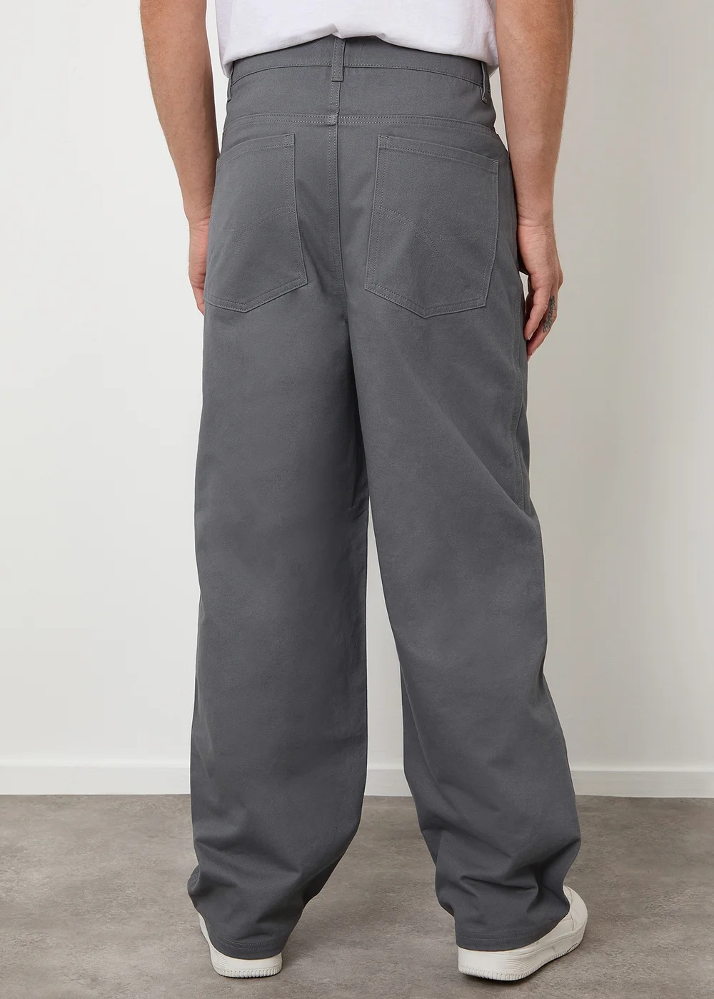 Threadbare Dark Grey Baggy Fit 5 Pocket Chino Trousers - 32/L32 Image 2