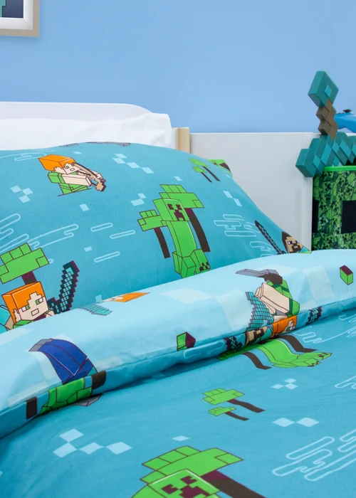 Minecraft Level Up Blue Duvet Cover - Single Image 3