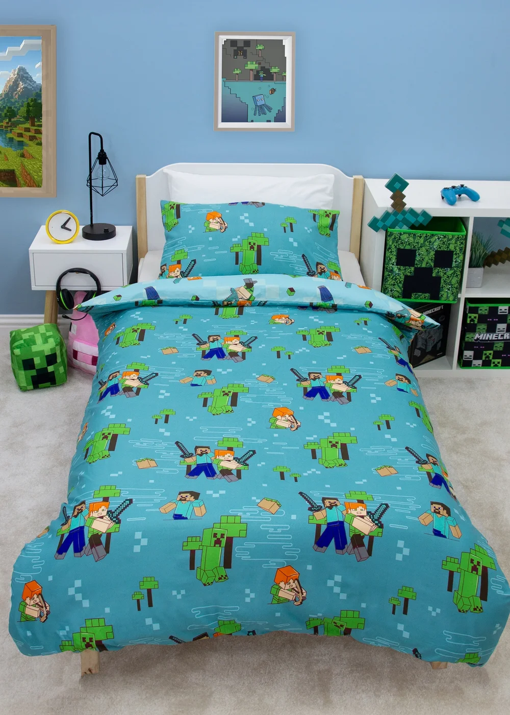 Minecraft Level Up Blue Duvet Cover - Single Image 1