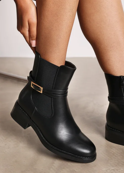 Where's That From Quilla Black PU Ankle Boot - Size 4 Image 1