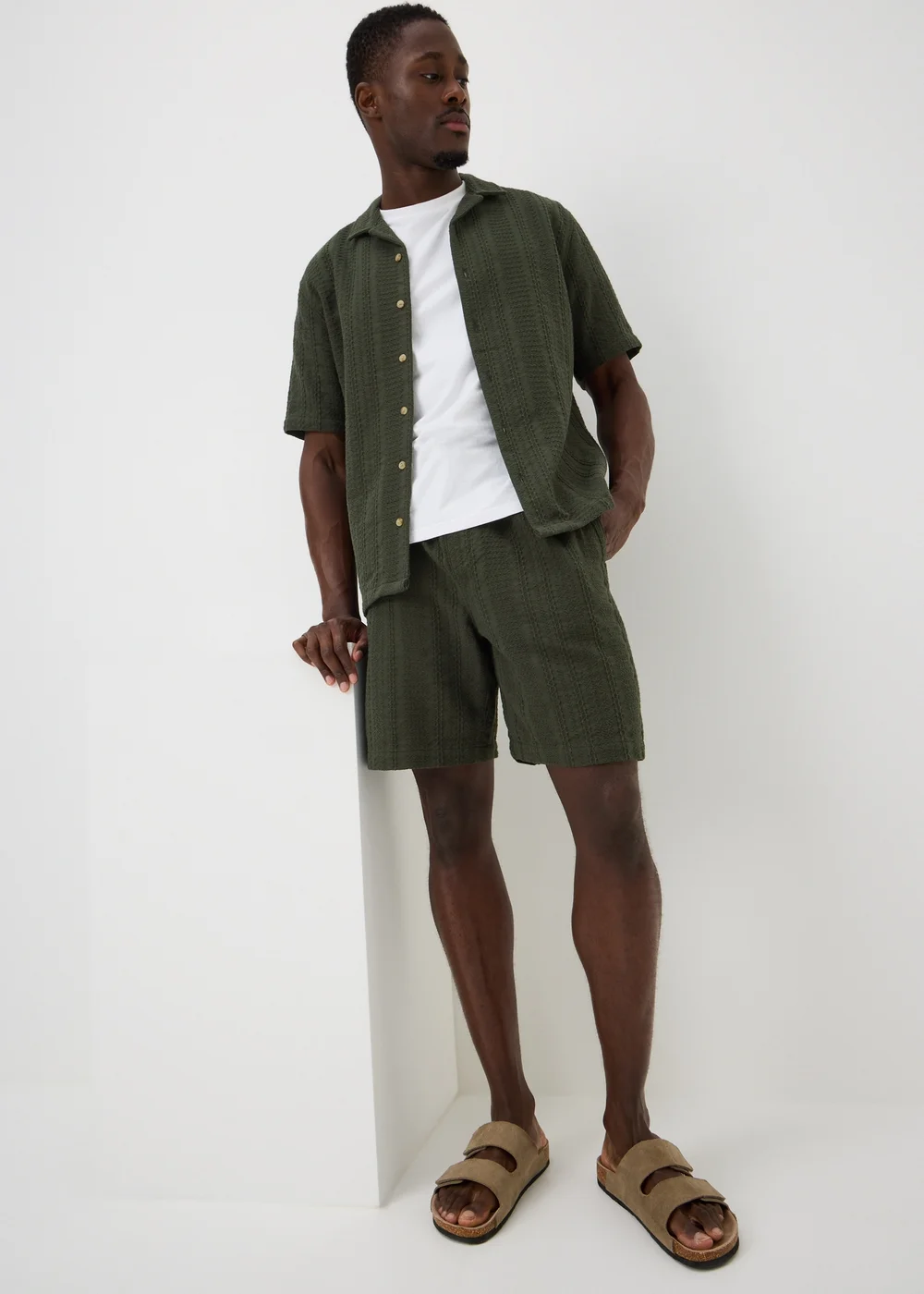 Khaki Textured Co Ord Shorts - 2XL Image 1