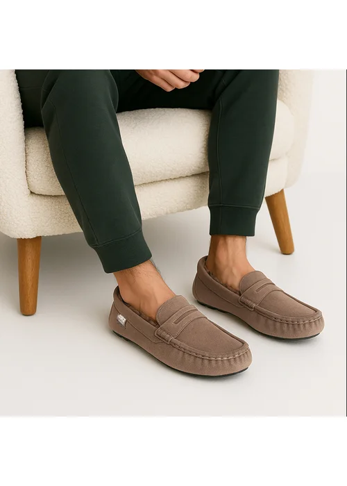 Totes Isotoner Sand Suede Moccasin With Water Repellency - Size 11 Image 2