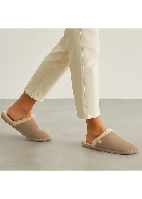 Totes Isotoner Sand Real Suede Mule With Water Repellency - 7 Image 2