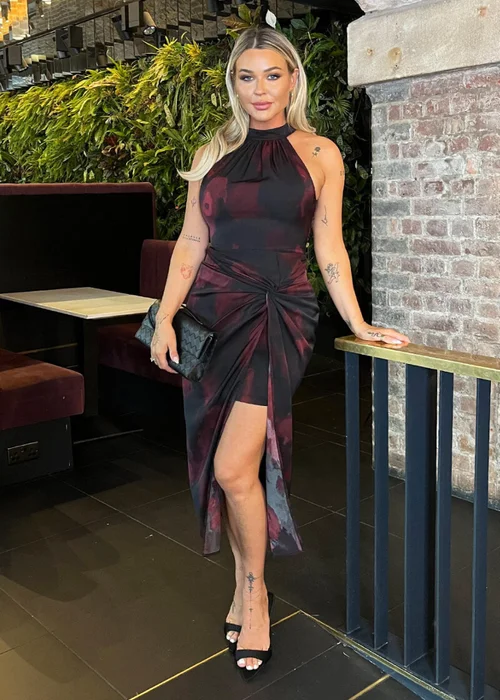 AX Paris Burgundy And Black Smudge Print Halter Neck Knot Skirt Midi Dress - 8 Image 2