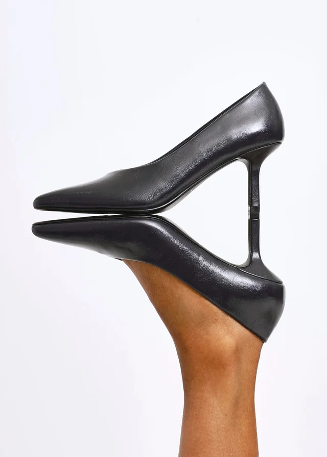 Linzi Bellamy Navy Faux Leather V-Cut Vamp Court Heels