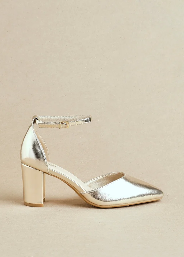 Linzi Davina Wide Fit Gold Faux Leather Court Heel